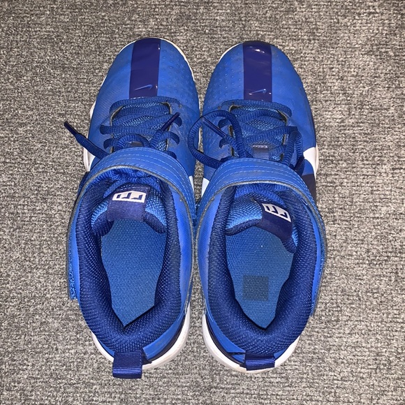 Nike Trout Cleats - Picture 5 of 7